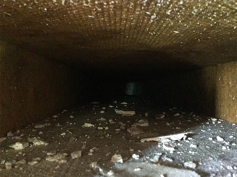 10-before-derbis-hvac-duct